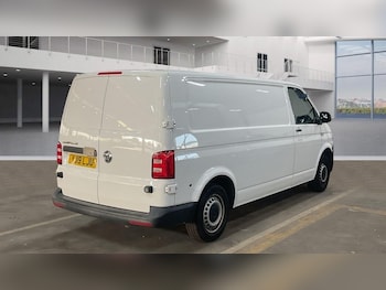 Used Volkswagen Transporter 2019 for sale - 77188266: Photo