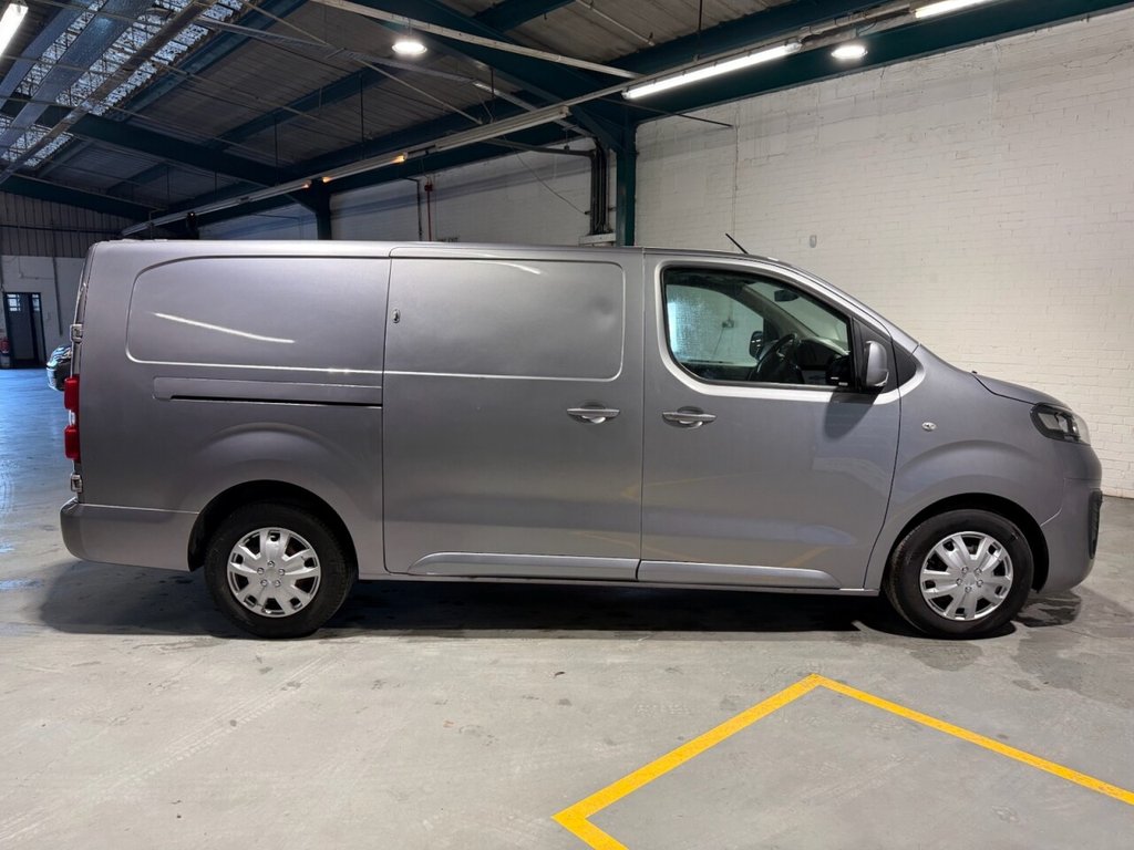 Used Vauxhall Vivaro 2019 for sale - 77275926: Photo 21
