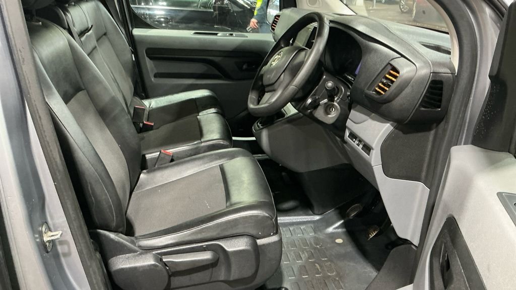 Used Vauxhall Vivaro 2019 for sale - 77275926: Photo 8