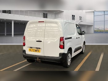 Used Toyota ProAce 2022 for sale - 77302761: Photo