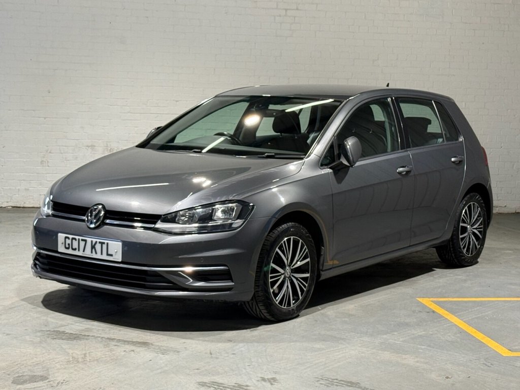 Used Volkswagen Golf 2017 for sale - 76973169: Photo 36