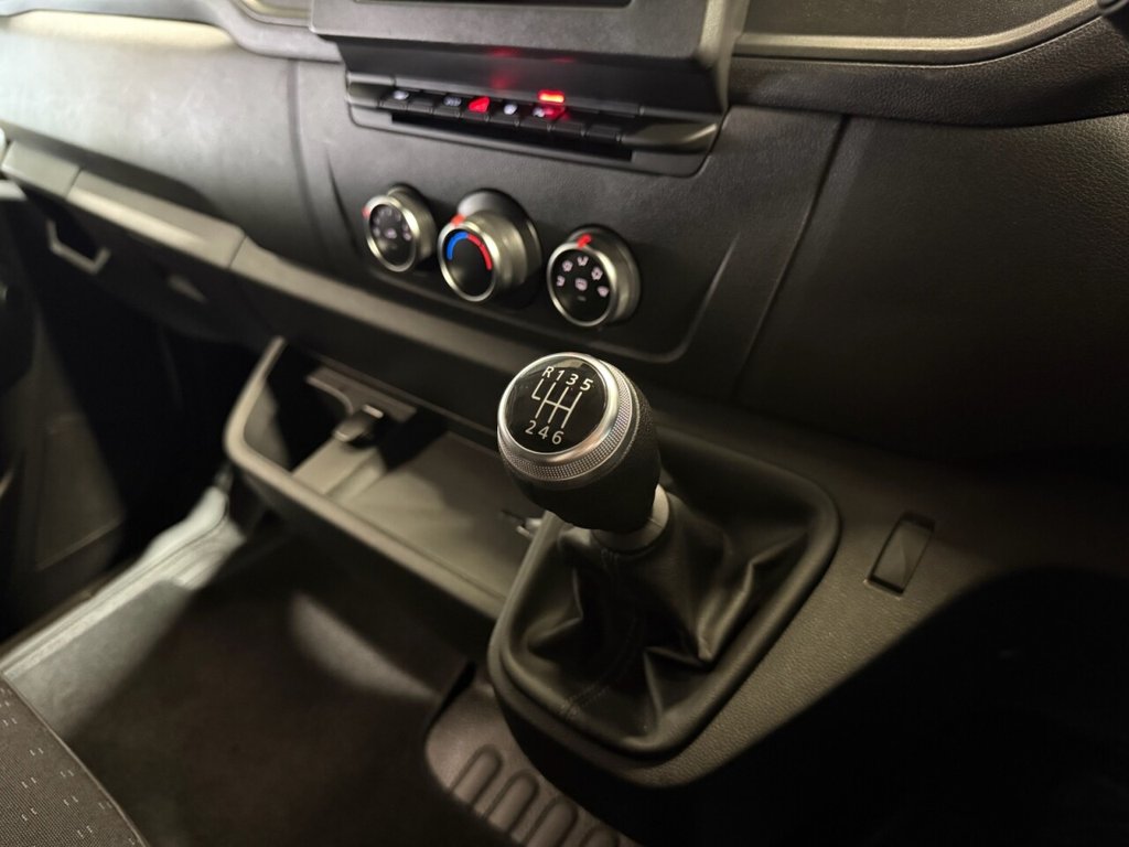 Used Vauxhall Movano 2021 for sale - 76840959: Photo 23