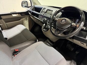 Used Volkswagen Transporter 2019 for sale - 79574734: Photo