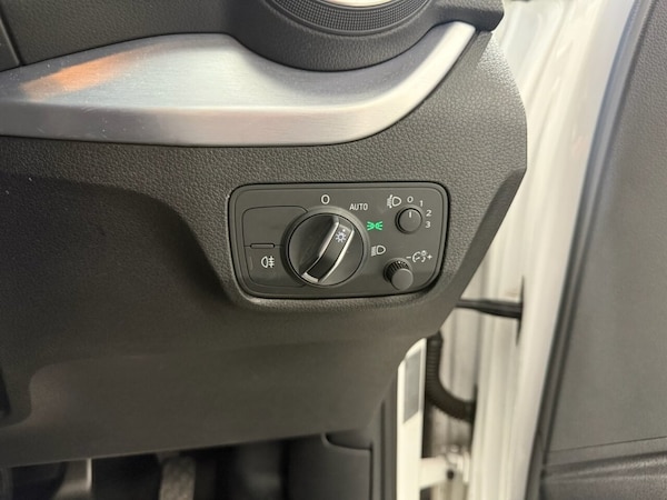 Used Audi Q2 2017 for sale - 75158921: Photo 23