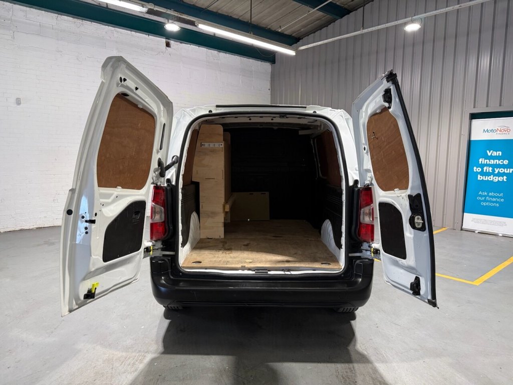 Used Vauxhall Combo 2019 for sale - 76345275: Photo 16