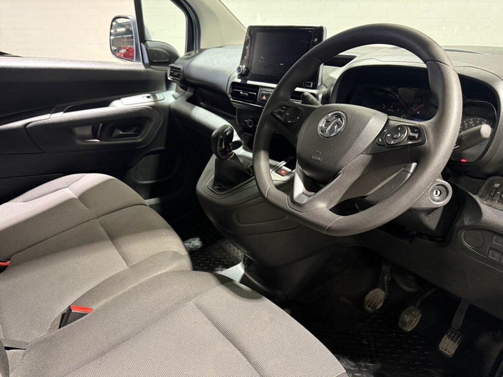 Used Vauxhall Combo 2021 for sale - 77820845: Photo 3
