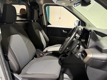 Used Ford Transit Courier 2024 for sale - 78757975: Photo