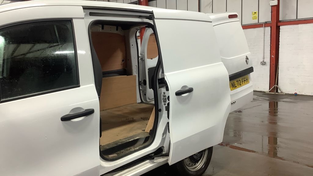 Used Renault Kangoo 2023 for sale - 77276259: Photo 7