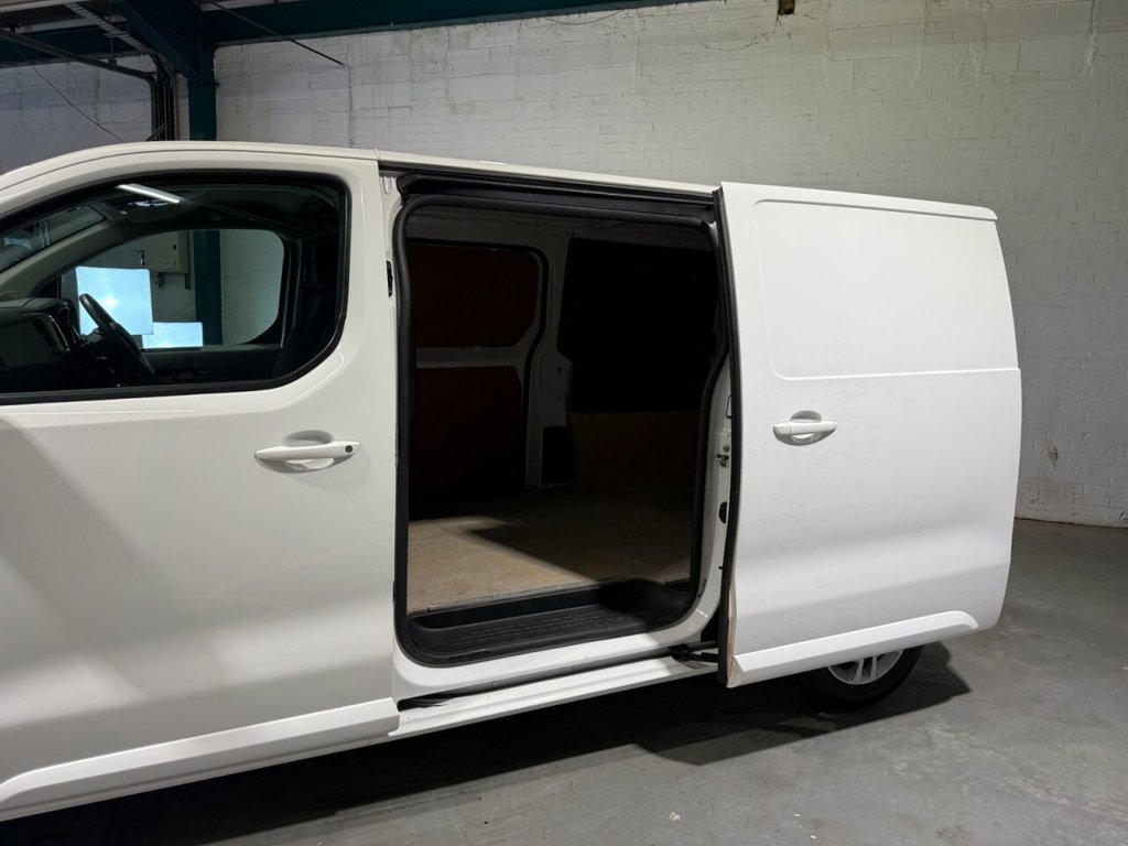 Used Vauxhall Vivaro 2022 for sale - 77666790: Photo 14