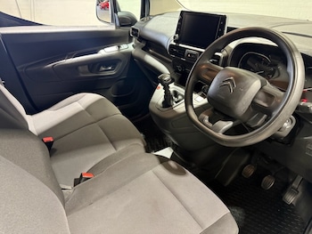 Used Citroen Berlingo 2021 for sale - 76039487: Photo