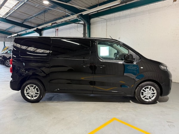Used Vauxhall Vivaro 2023 for sale - 75411397: Photo 19