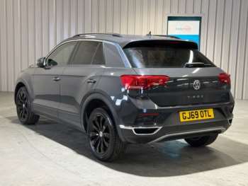 Used Volkswagen T-Roc 2019 for sale - 73435881: Photo