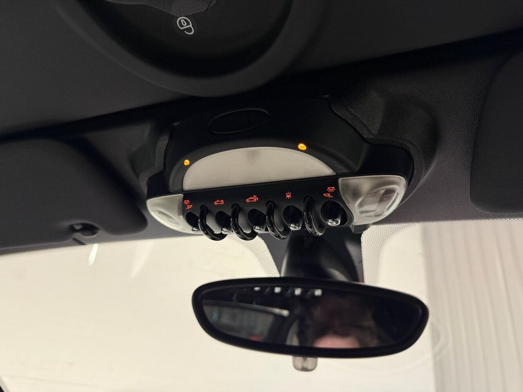Used MINI Roadster 2014 for sale - 76345112: Photo 31