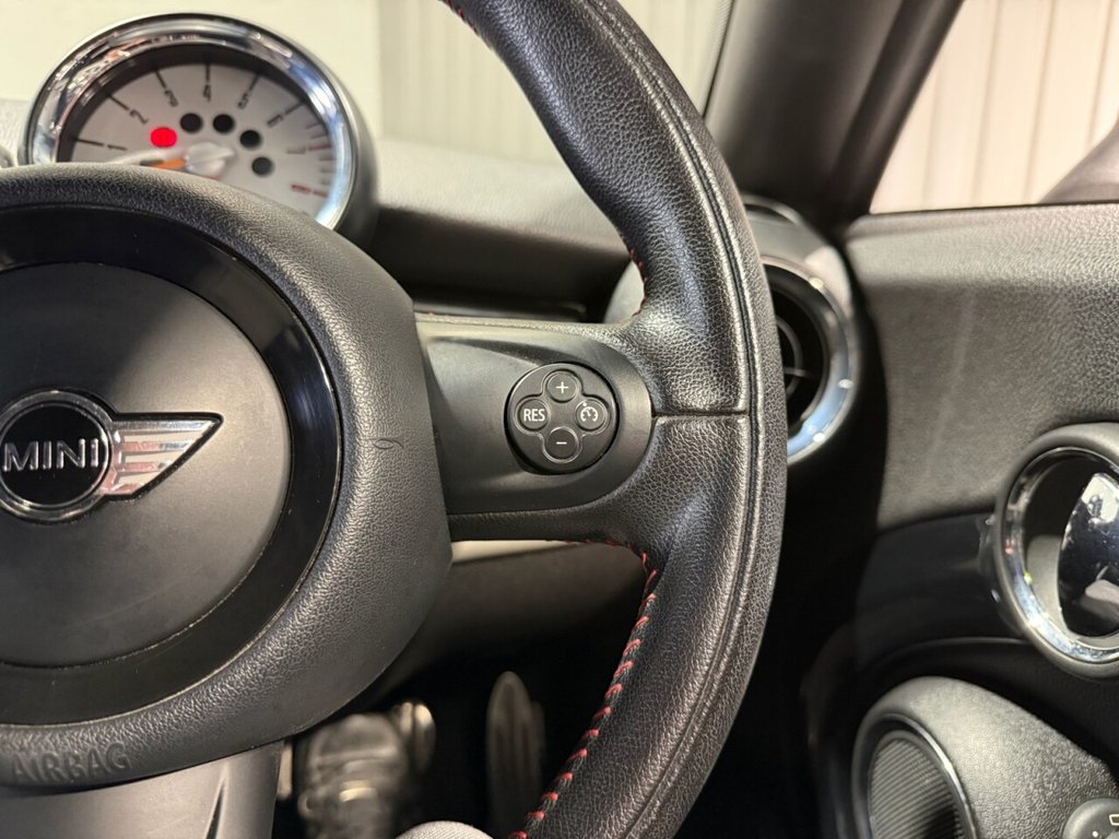 Used MINI Roadster 2014 for sale - 76345112: Photo 34