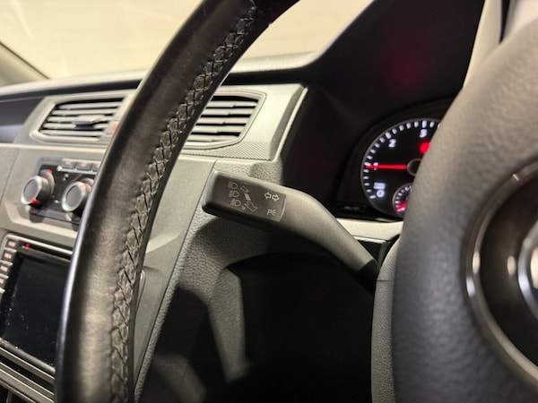 Used Volkswagen Caddy 2018 for sale - 76245495: Photo 4