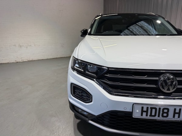 Used Volkswagen T-Roc 2018 for sale - 76105537: Photo 11
