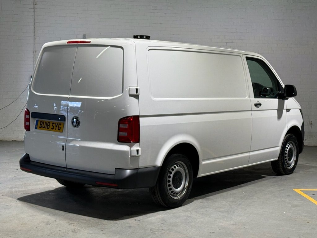 Used Volkswagen Transporter 2018 for sale - 76698288: Photo 25