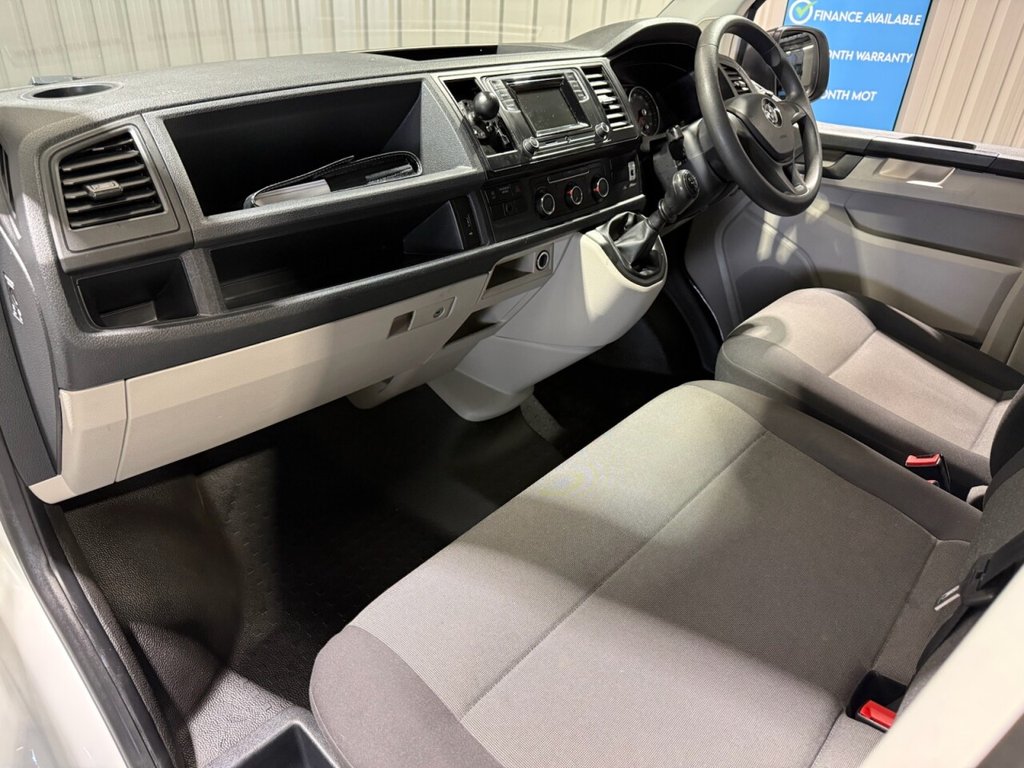 Used Volkswagen Transporter 2018 for sale - 76698288: Photo 4