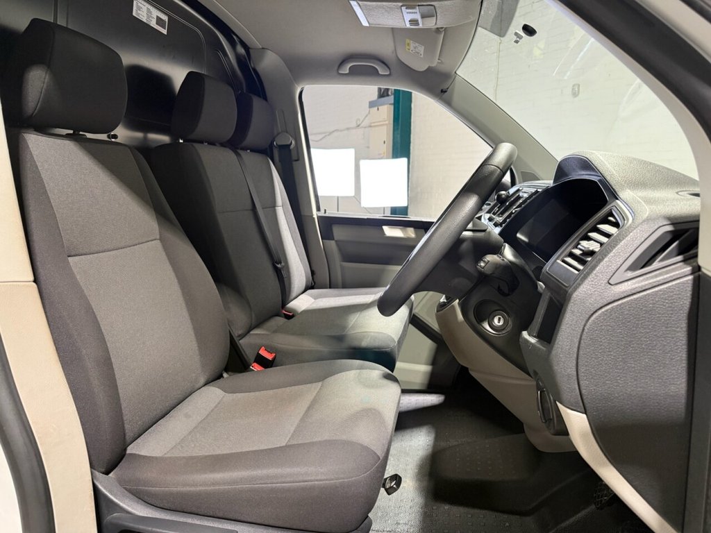 Used Volkswagen Transporter 2018 for sale - 76698288: Photo 6
