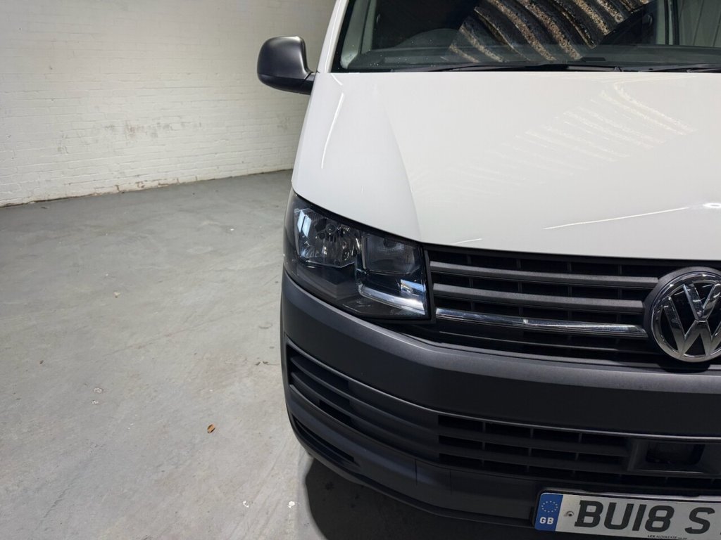 Used Volkswagen Transporter 2018 for sale - 76698288: Photo 8