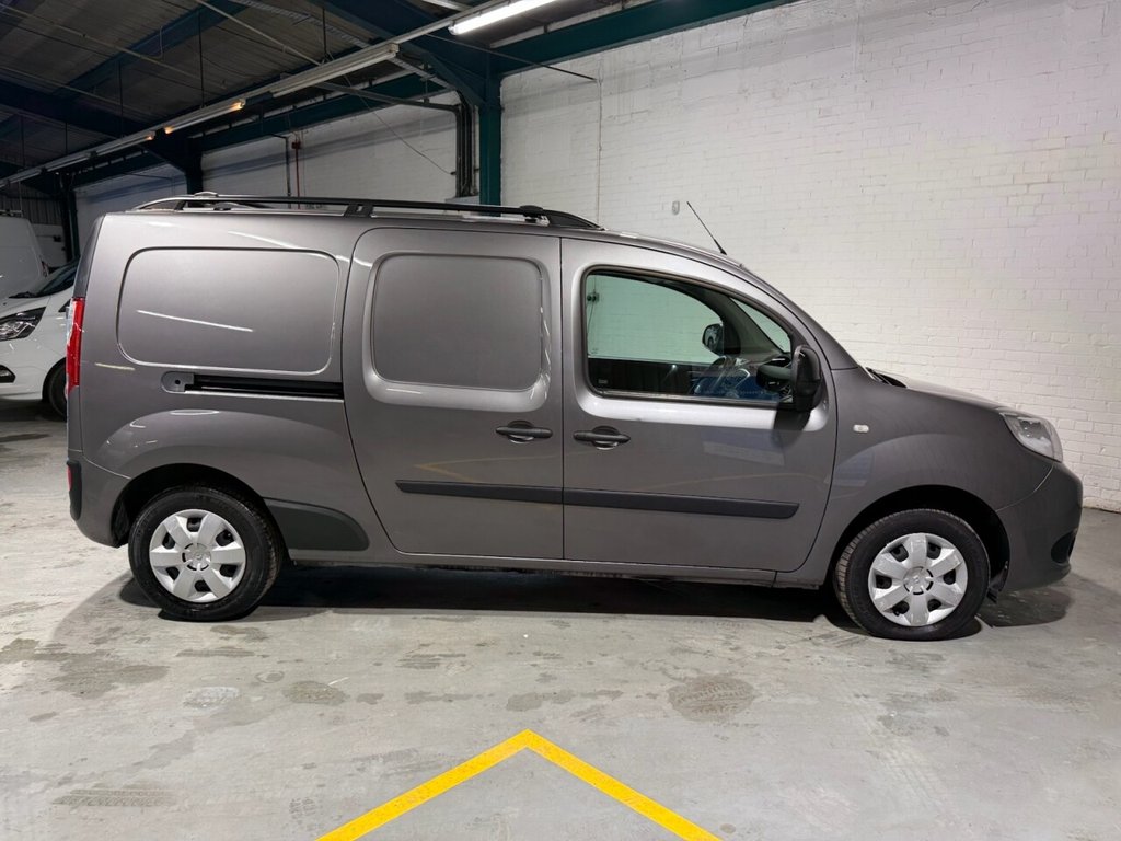 Used Renault Kangoo 2021 for sale - 76797740: Photo 19
