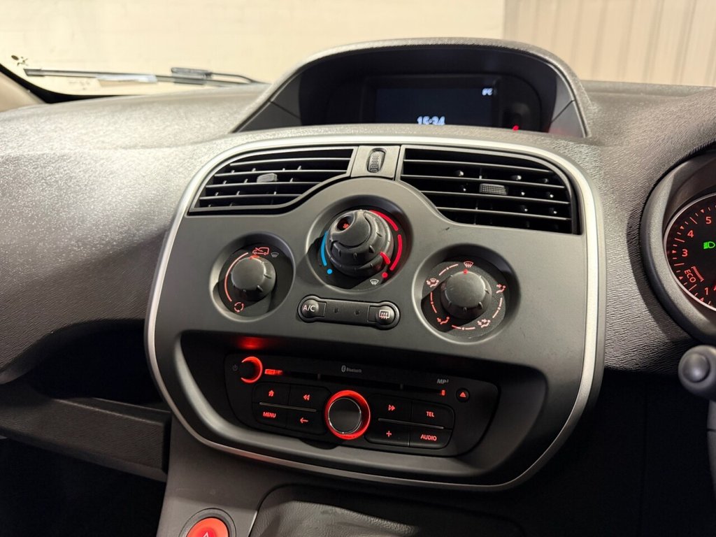 Used Renault Kangoo 2021 for sale - 76797740: Photo 29