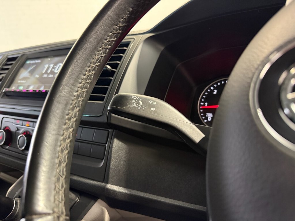 Used Volkswagen Transporter 2017 for sale - 77407910: Photo 28