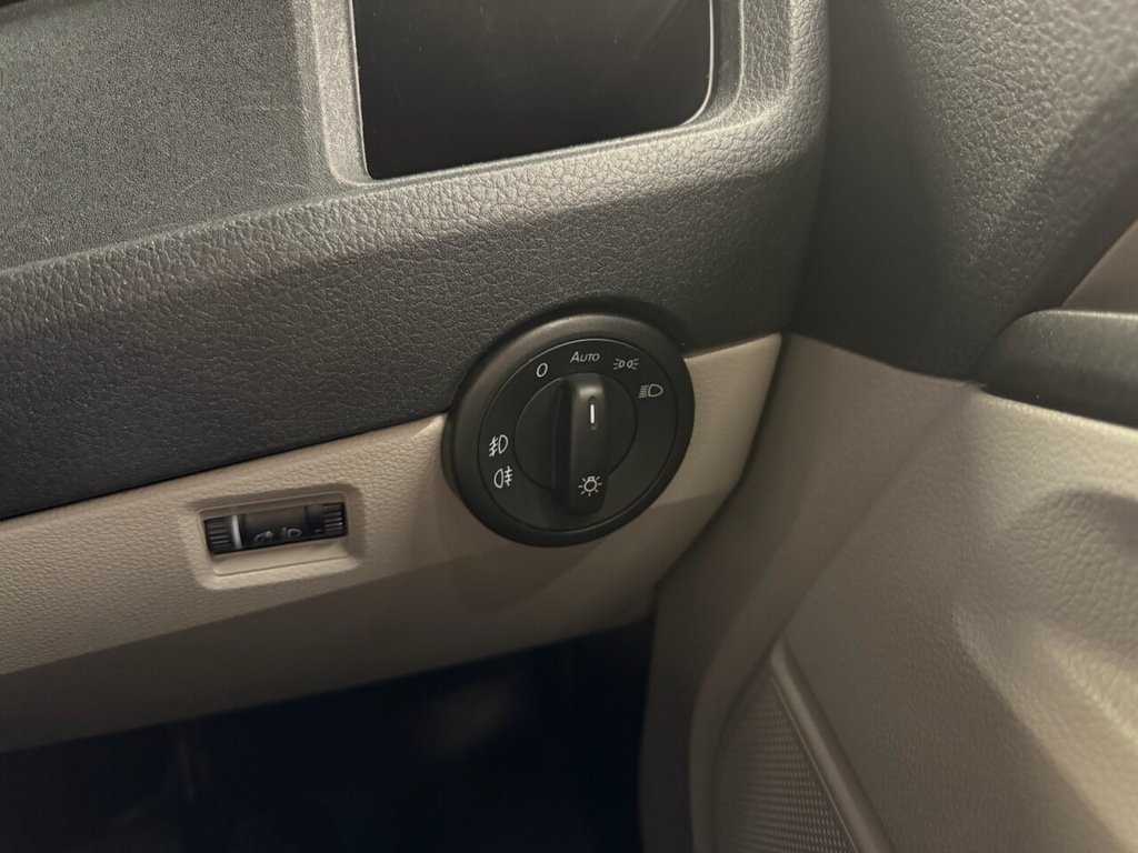 Used Volkswagen Transporter 2017 for sale - 77407910: Photo 33