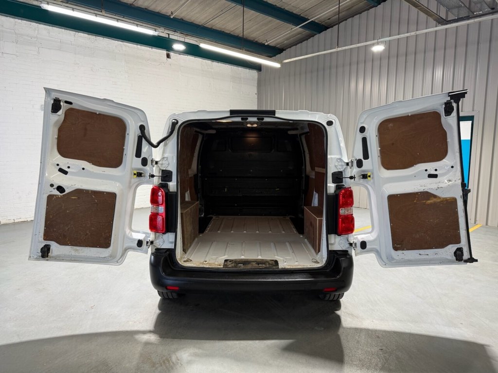 Used Citroen Dispatch 2019 for sale - 76439229: Photo 18