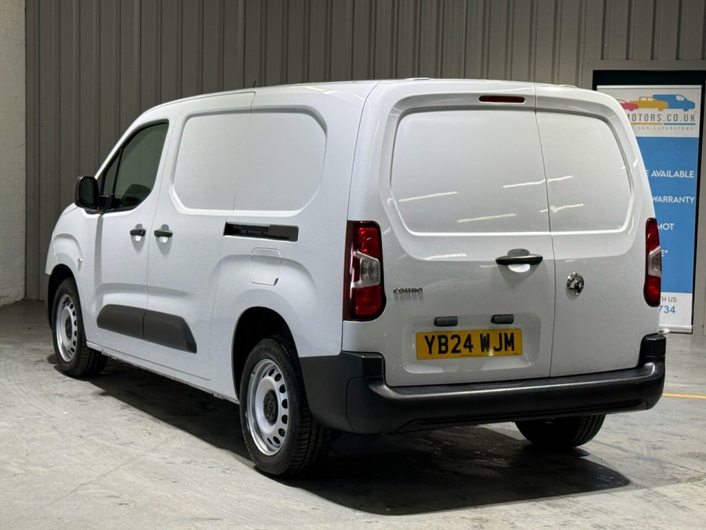 Used Vauxhall Combo 2024 for sale - 76934655: Photo 2