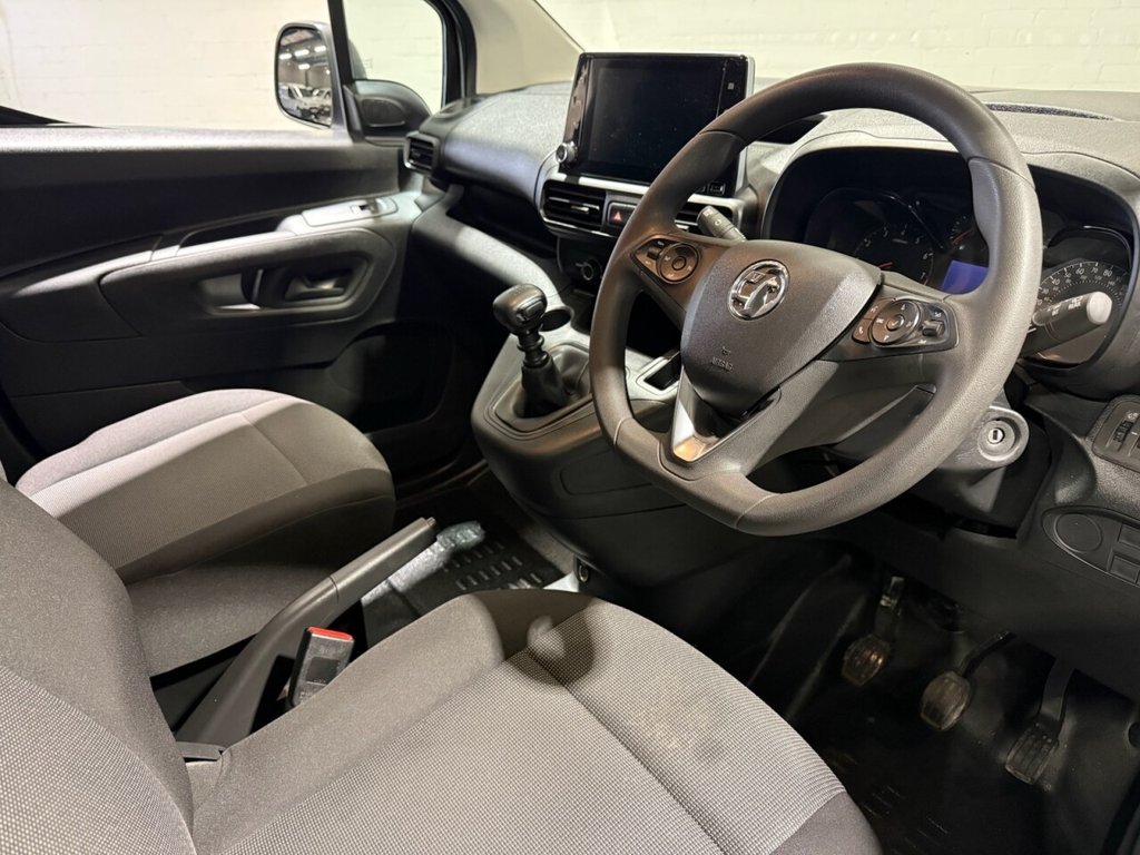 Used Vauxhall Combo 2024 for sale - 76934655: Photo 3