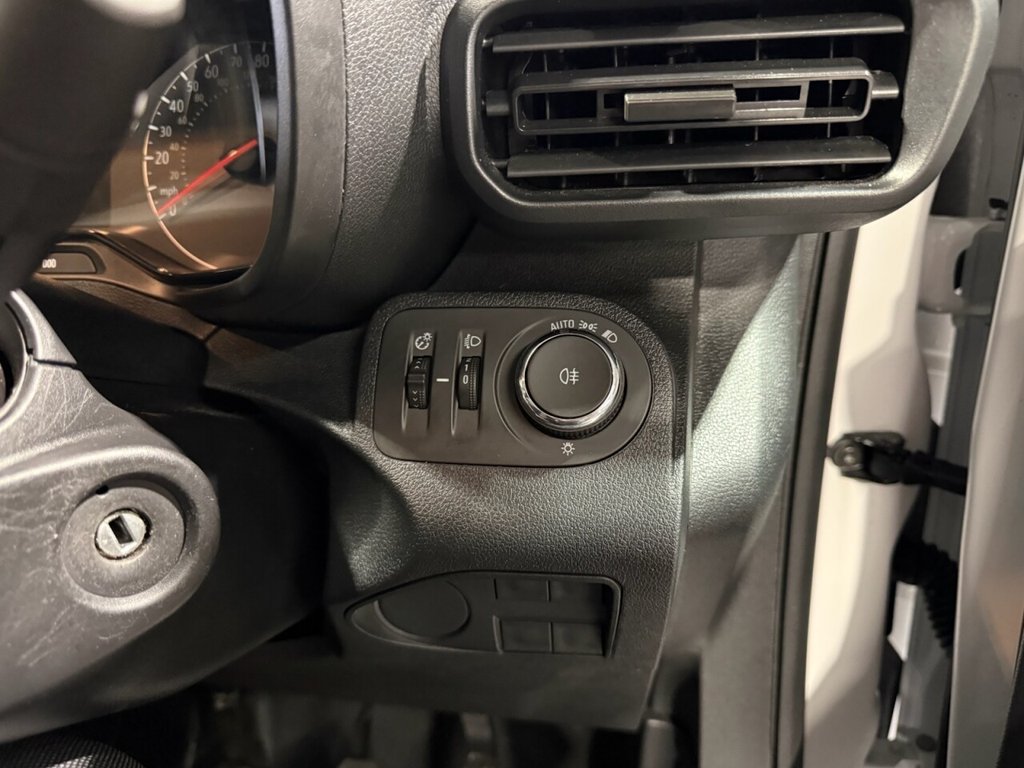 Used Vauxhall Combo 2024 for sale - 76934655: Photo 31