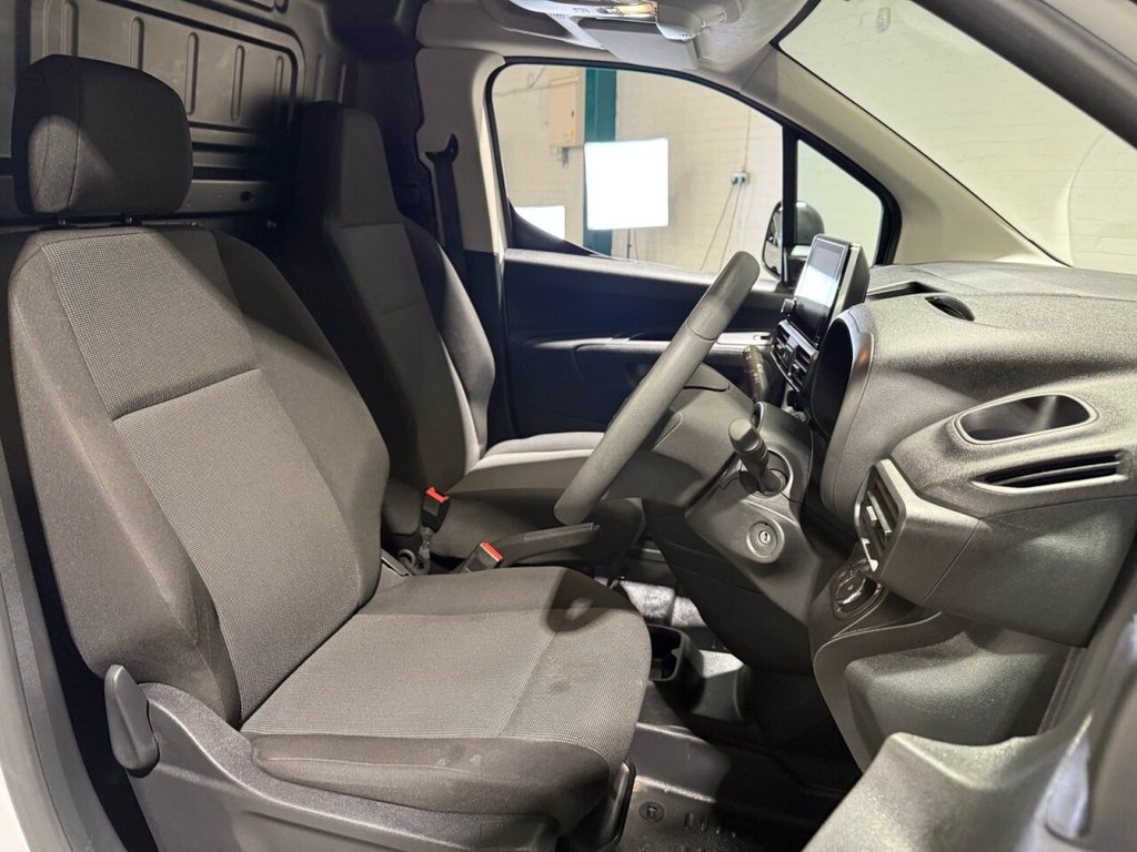 Used Vauxhall Combo 2024 for sale - 76934655: Photo 7