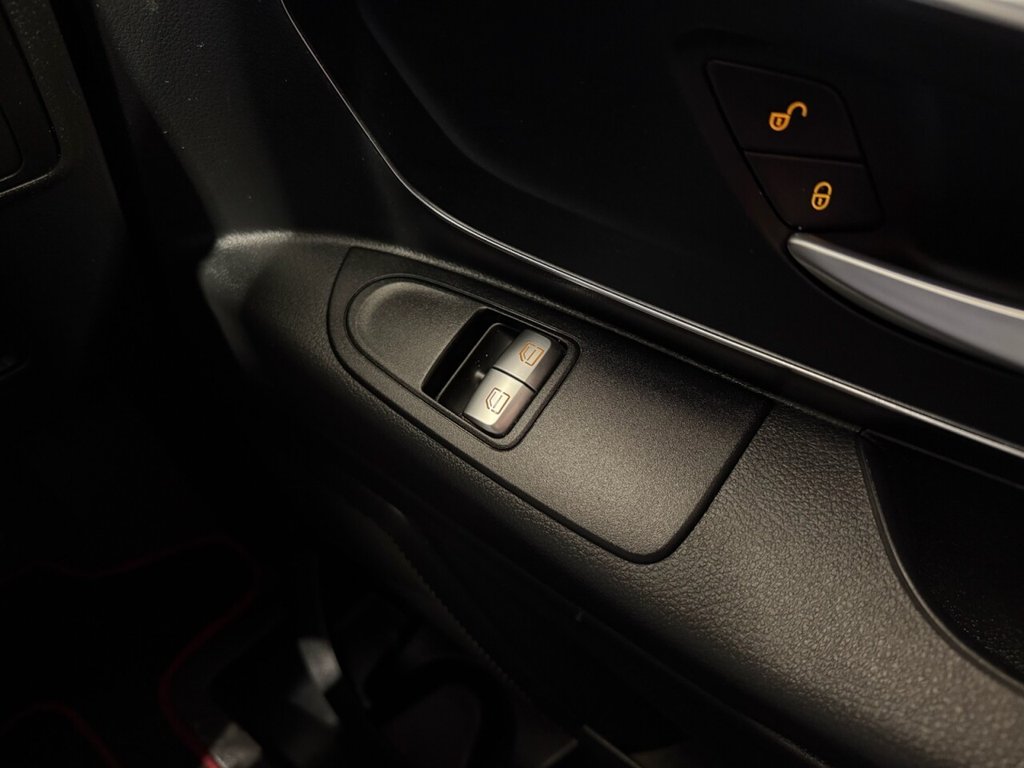 Used Mercedes-Benz Vito 2016 for sale - 77608663: Photo 26