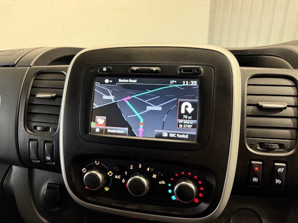 Used Renault Trafic 2021 for sale - 75985856: Photo 18