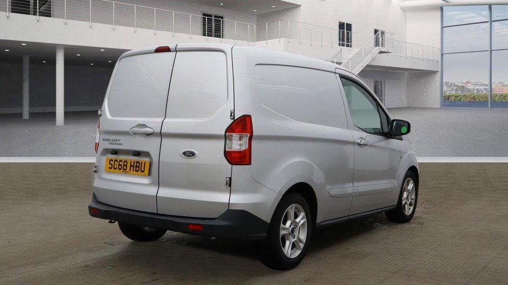 Used Ford Transit Courier 2019 for sale - 77302698: Photo 4
