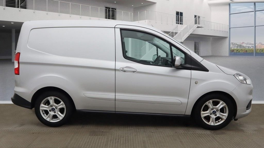 Used Ford Transit Courier 2019 for sale - 77302698: Photo 5