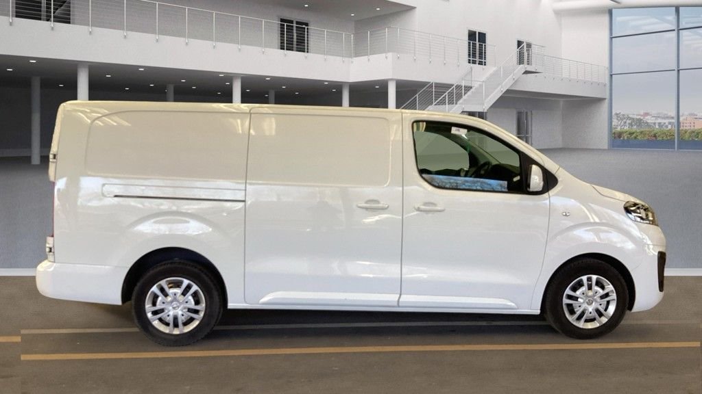 Used Vauxhall Vivaro 2021 for sale - 77212802: Photo 4