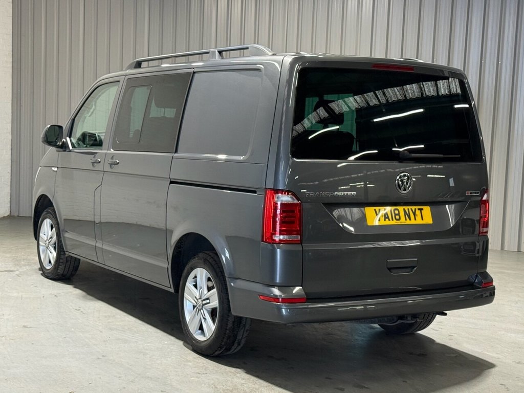 Used Volkswagen Transporter 2018 for sale - 76535498: Photo 2