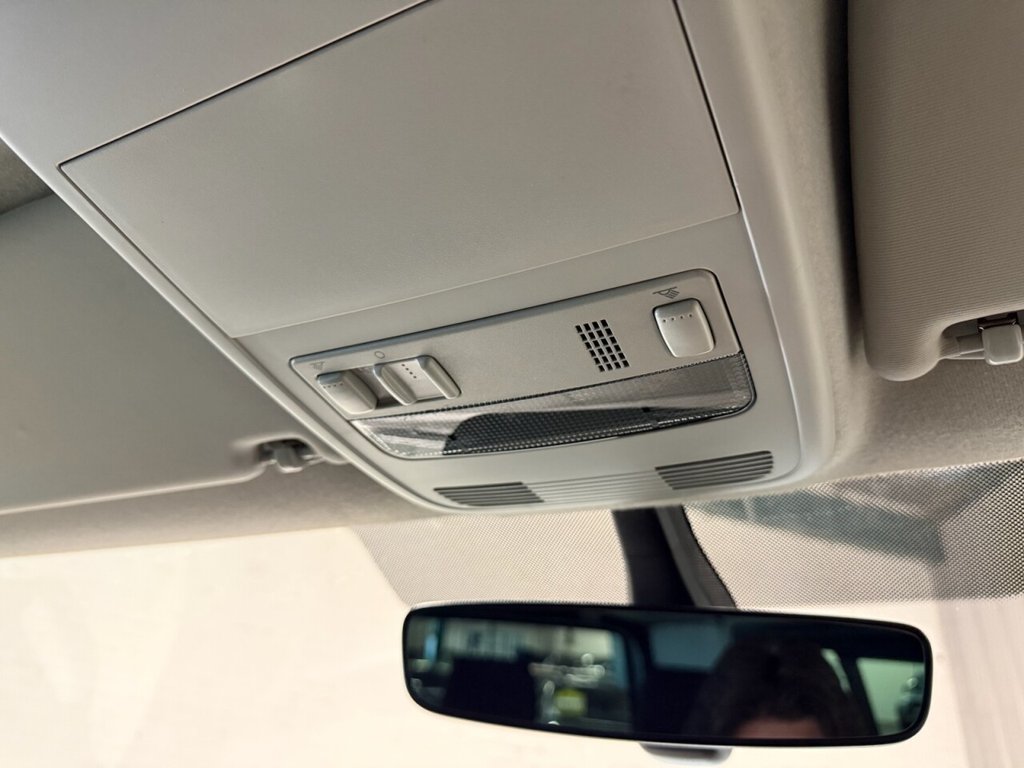 Used Volkswagen Transporter 2018 for sale - 76535498: Photo 26