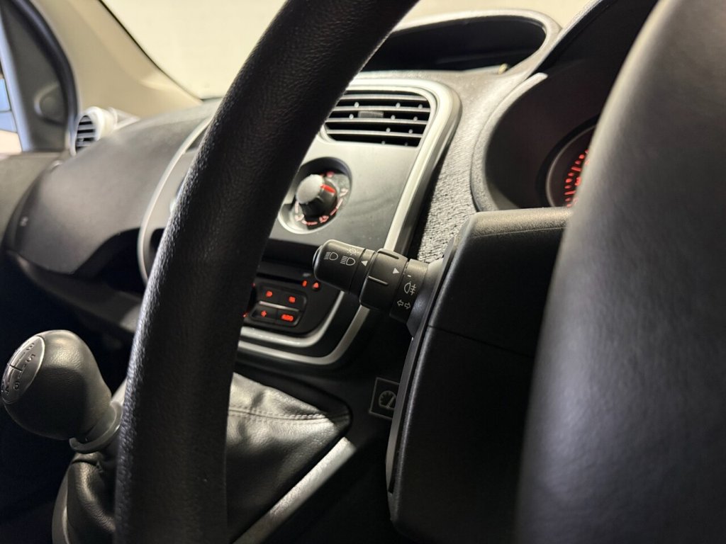 Used Renault Kangoo 2020 for sale - 76546359: Photo 29