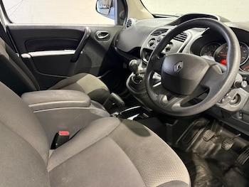 Used Renault Kangoo 2020 for sale - 76546359: Photo