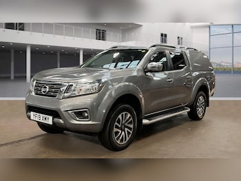 Used Nissan Navara 2019 for sale - 77250233: Photo