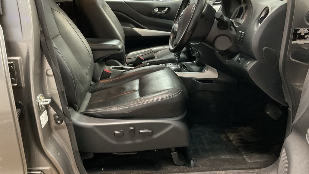 Used Nissan Navara 2019 for sale - 77250233: Photo 8