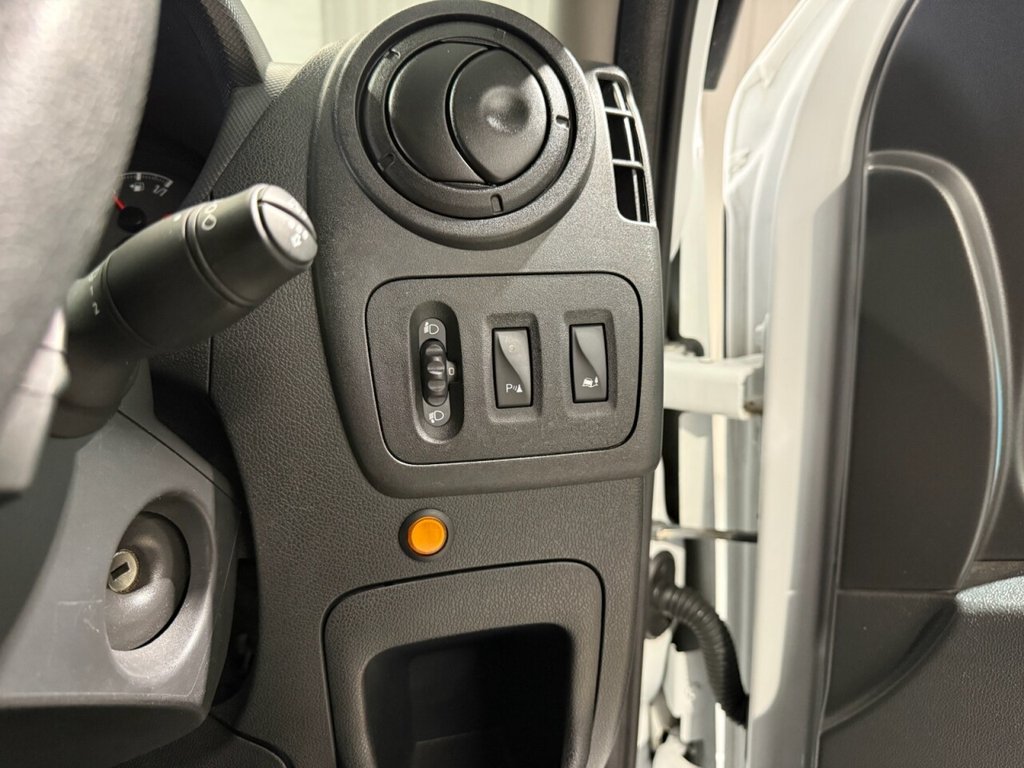 Used Vauxhall Movano 2018 for sale - 76345425: Photo 23