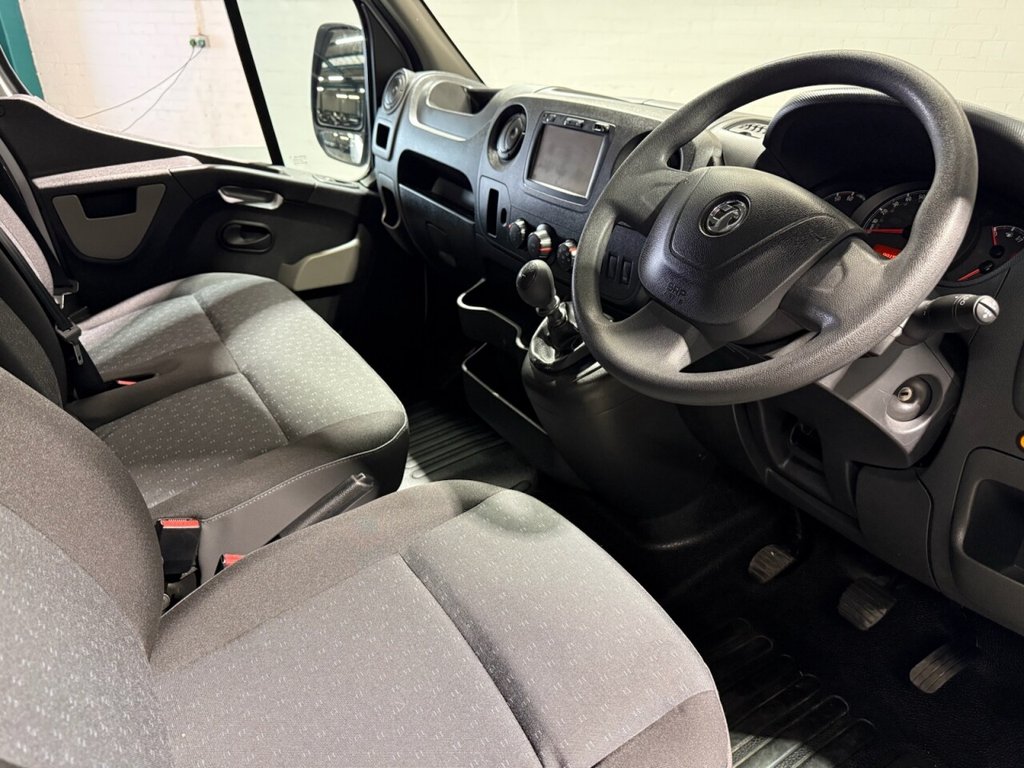 Used Vauxhall Movano 2018 for sale - 76345425: Photo 3