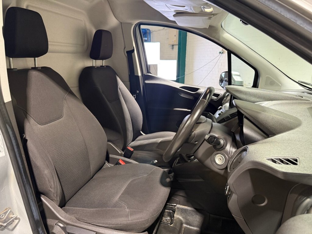 Used Ford Transit Courier 2019 for sale - 77680560: Photo 6