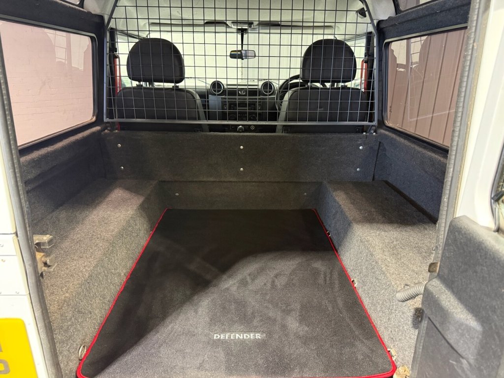 Used Land Rover Defender 2011 for sale - 77834975: Photo 17