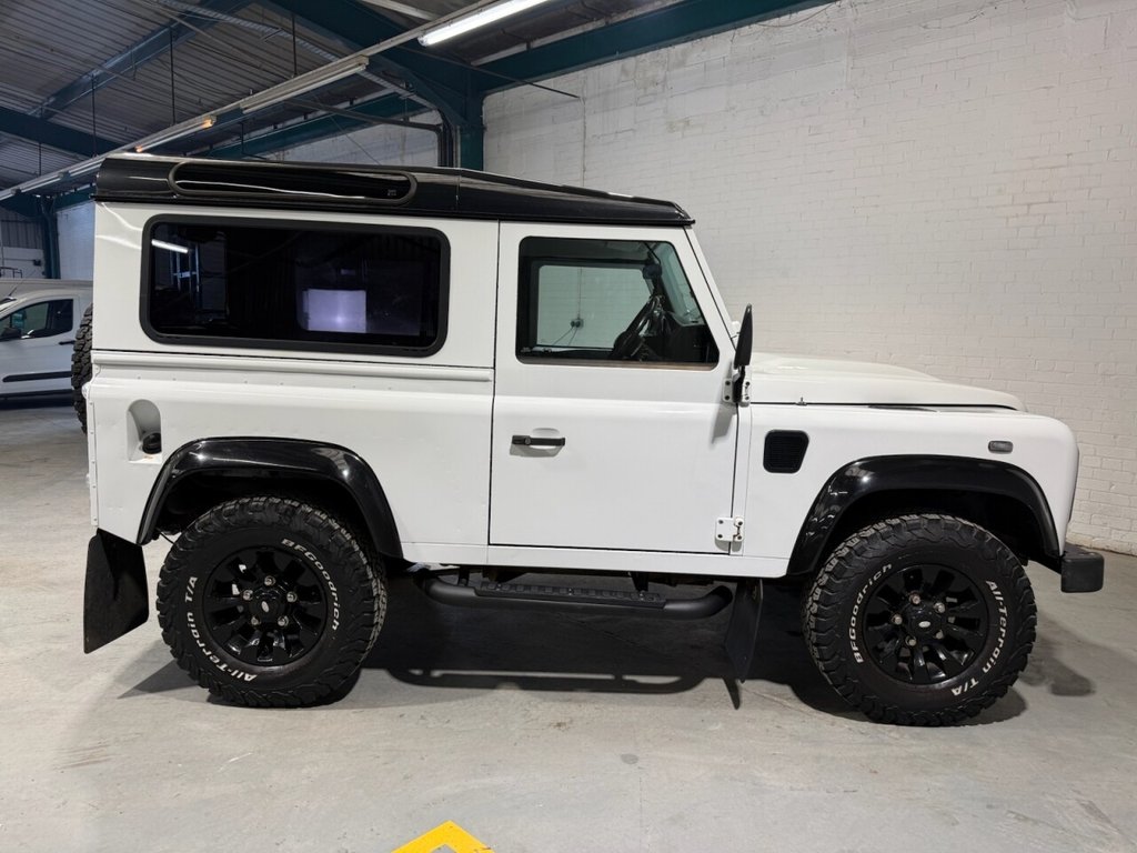 Used Land Rover Defender 2011 for sale - 77834975: Photo 19