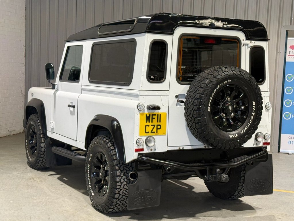 Used Land Rover Defender 2011 for sale - 77834975: Photo 2